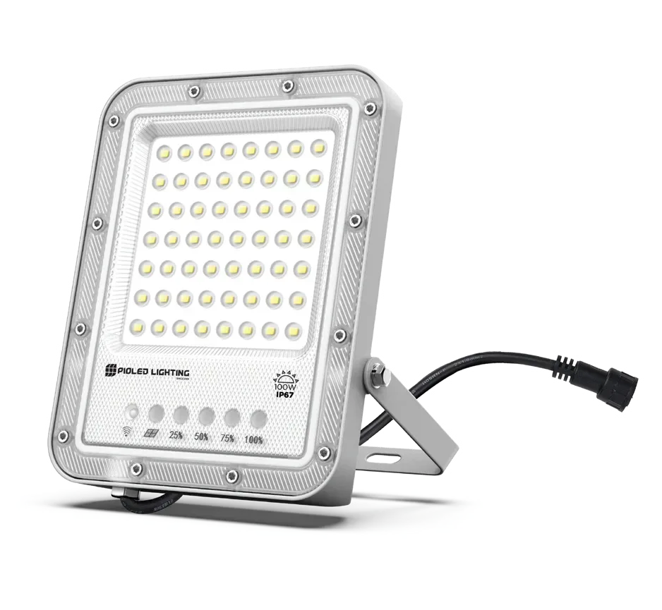 100W IP67 Solar LED Floodlights 6000K