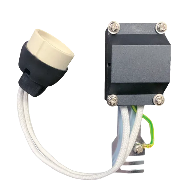 GU10 Holder with junction box — IEC ceramic GU10 socket, screw-down terminal block, earth plate, insulated cables